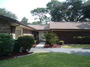 44 Maple Ave, Shalimar, FL 32579