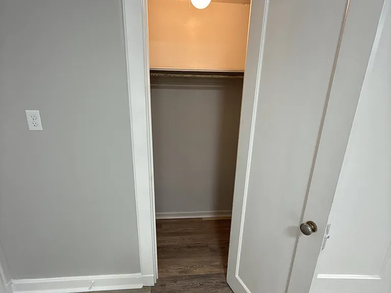 35-45-55 James Dr #1-A — Photo 11