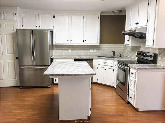 5th image of 341 Landsburg Ln