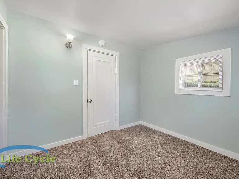1314 Beechwood St NE — Photo 15