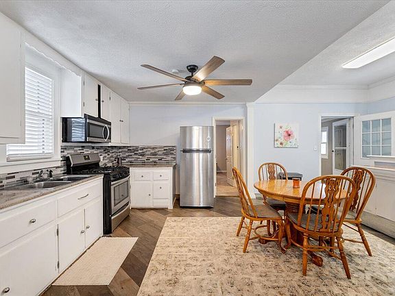 5th image of 2908 Avenue B