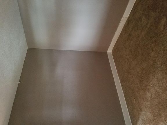 5th image of 608 Parker Ct