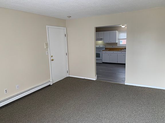 4th image of 22 Roy St APT 6