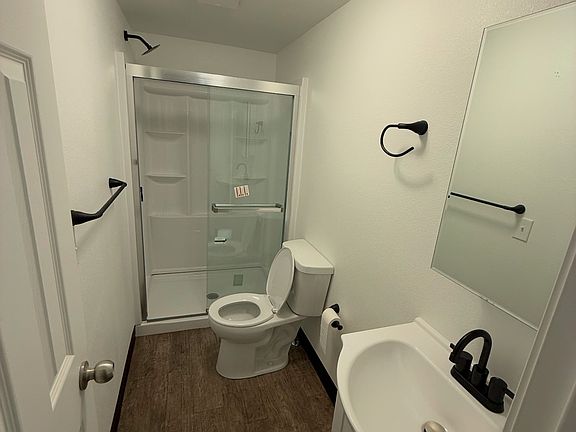3rd image of 25054 California Ct