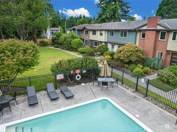 1551 NW 195th Street #8, Shoreline, WA 98177