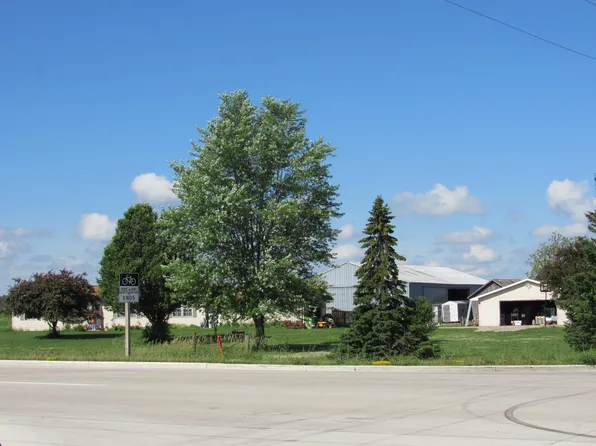 251 W Ripple Ave, Oshkosh, WI 54902