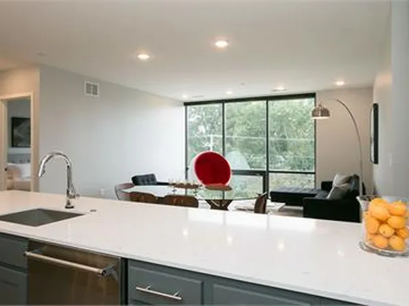 1300 Melrose Ave #311, Iowa City, IA 52246