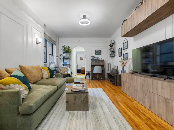 225 Bennett Ave APT 5H, Manhattan, NY 10040