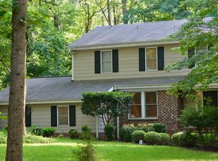 100 Hunters Ridge Rd, Chapel Hill, NC 27517