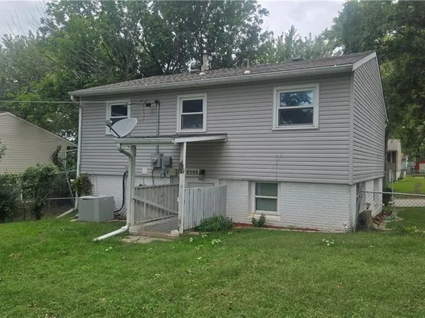 18007 E 16th Ter N, Independence, MO 64058