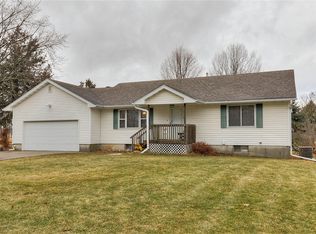 4391 SE Orilla Rd, West Des Moines, IA 50061