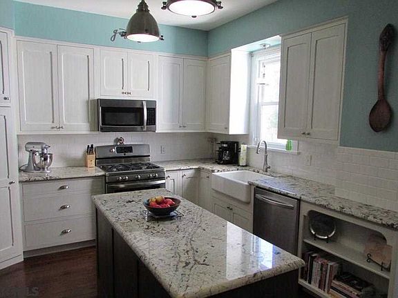 4th image of 609 E Bishop St