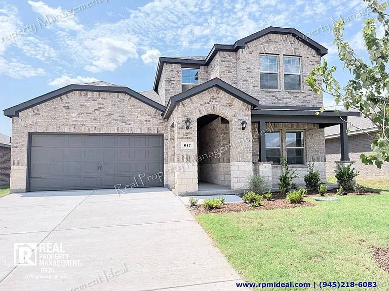 617 Edge Hill Ln — Photo 1