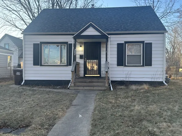 523 Webster Ave #1, Rockford, IL 61102