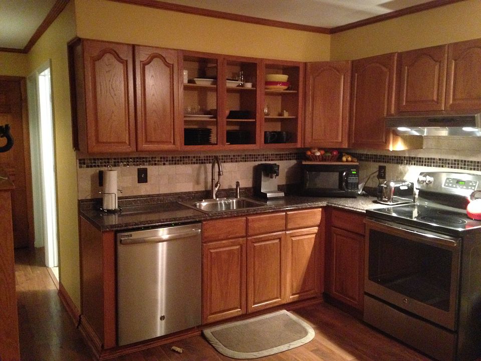 2nd image of 39 Autumn Ln