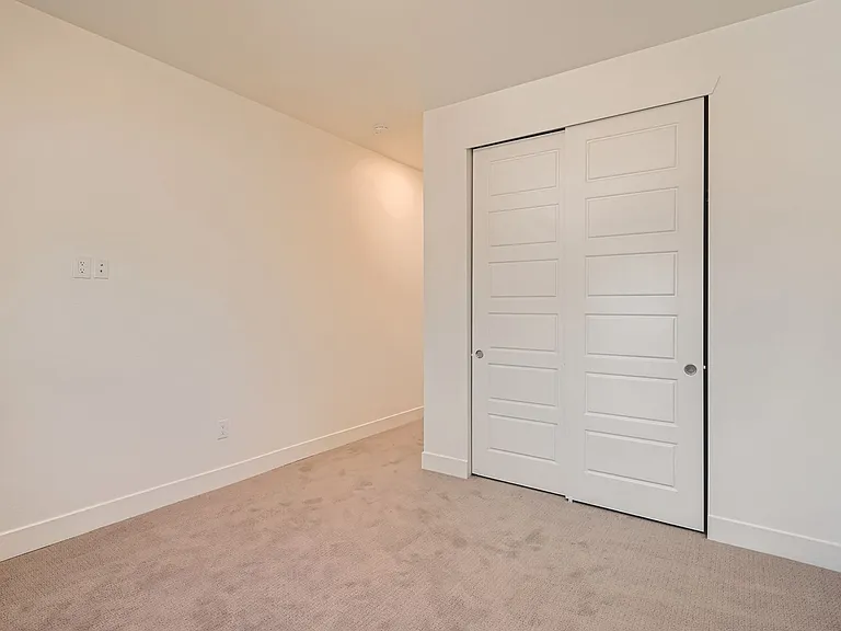 Brand New 3b/3.5bth Townhomes in the Heart of Park Hill. — Photo 15