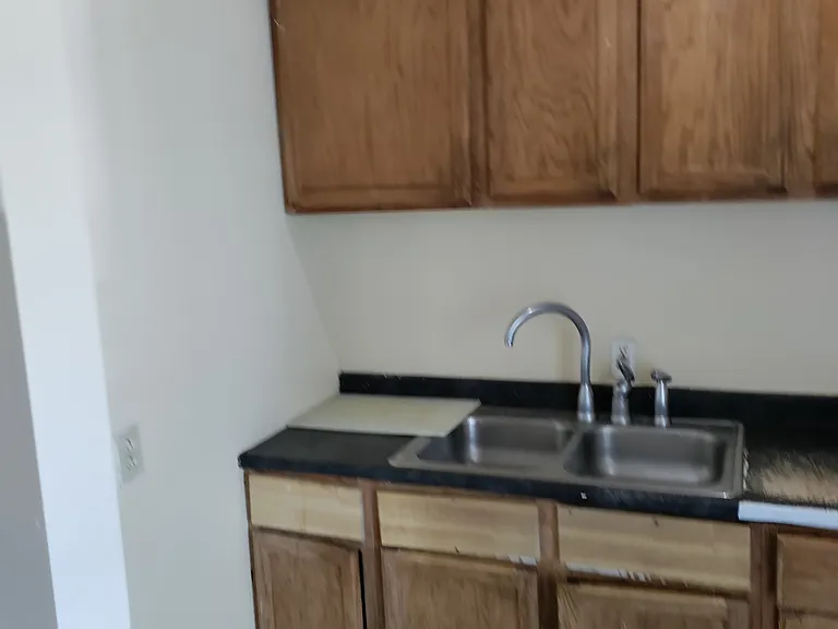 29 Elm St #2 — Photo 7