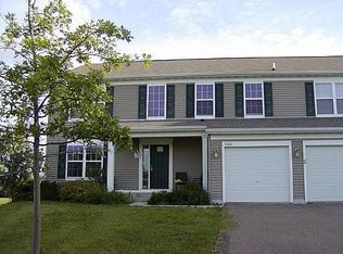 3082 Bluegrass Rd, Chaska, MN 55318