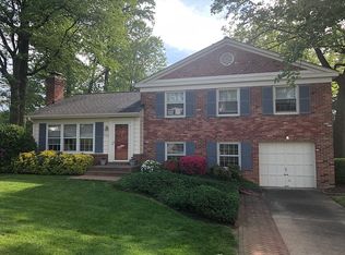 2431 Inglewood Ct, Falls Church, VA 22043