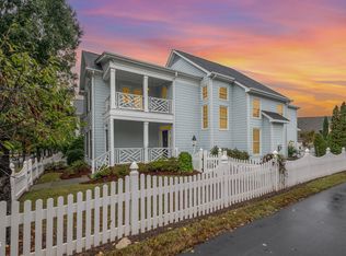 615 Carpenter Town Ln, Cary, NC 27519