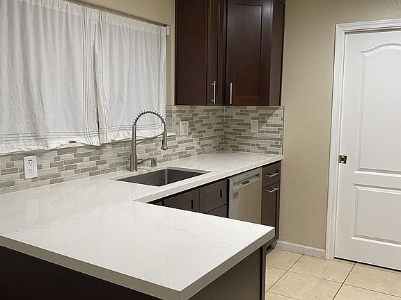 2nd image of 2788 Glen Heather Dr