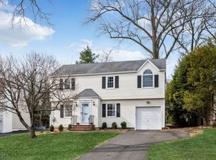 170 Forest Rd, Glen Rock, NJ 07452