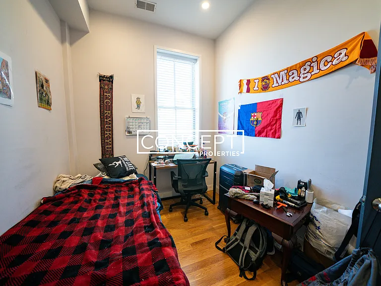 11 Highland Park Ave #Penthouse 2 — Photo 9