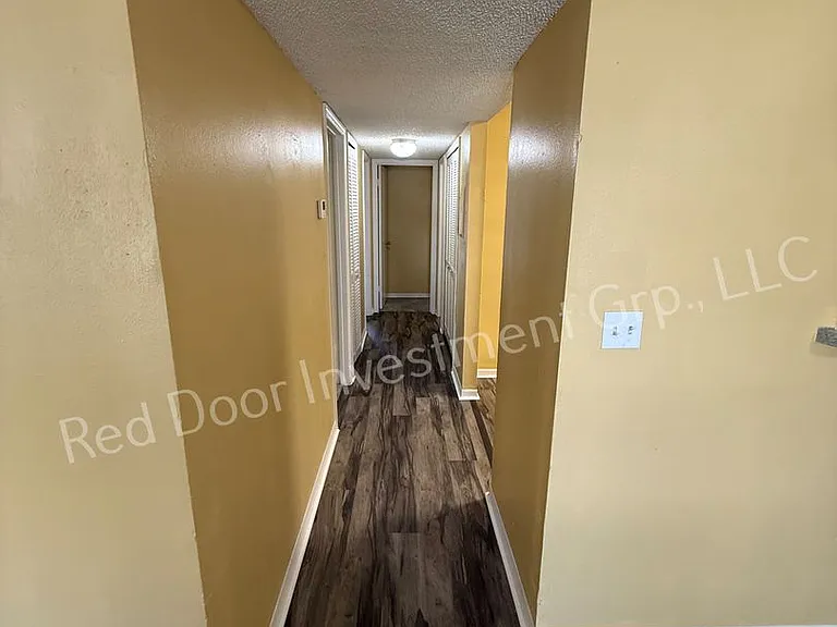 Walden Landing Apartments — Photo 35