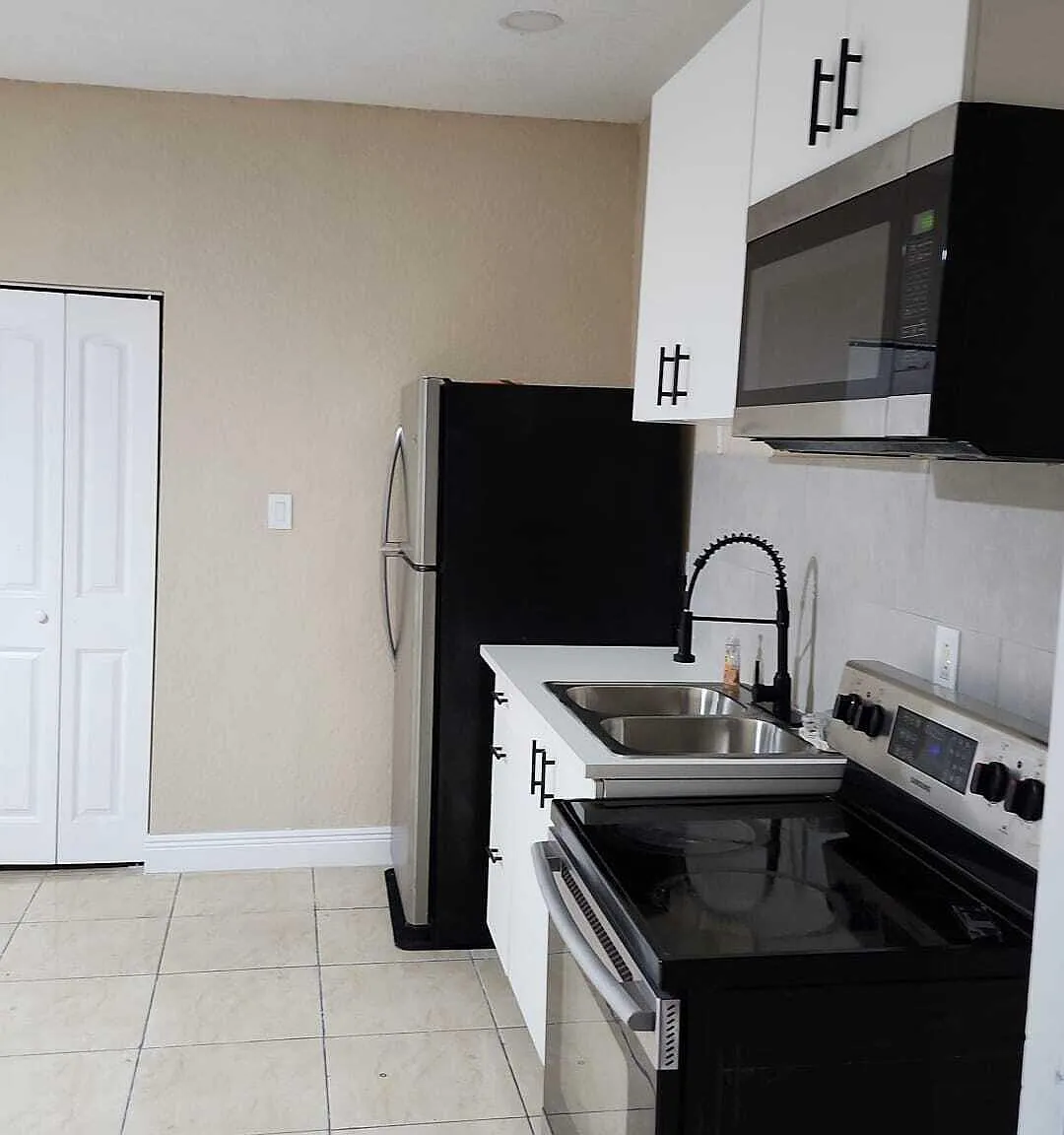 1 bed, 1.0 bath, 650 sqft, $1,400 — Photo 4