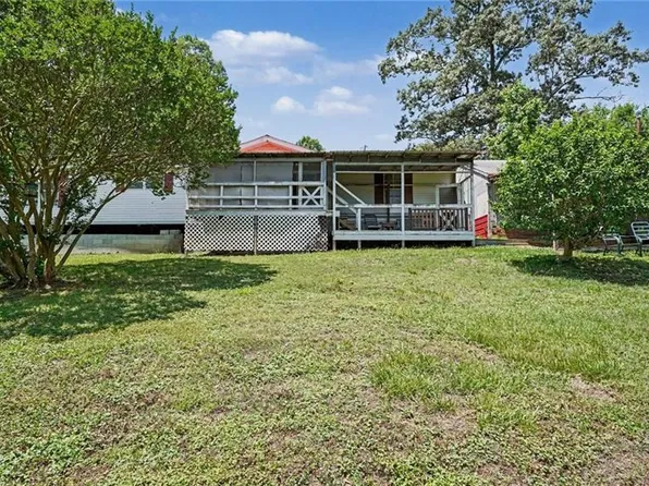 302 Queens Way, Randleman, NC 27317