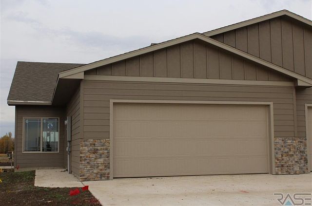 1st image of 4417 W Kinsley Pl