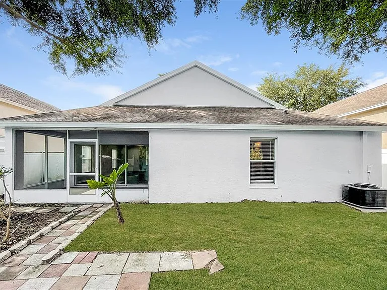2162 Brandon Park Cir — Photo 46