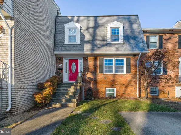 16 S Abingdon St, Arlington, VA 22204