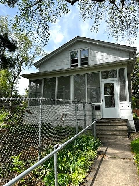 1st image of 2032 2nd Ave N