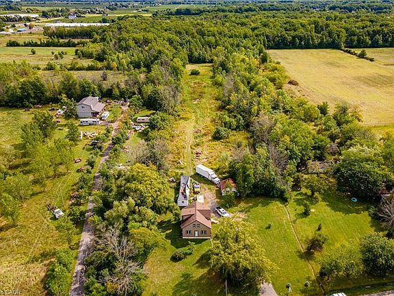 5th image of 487 Four Mile Creek Rd