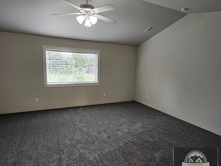 Owner Pays First Months Rent upon Application Approval !!