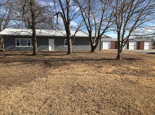 3472-3490 S Chapel Rd, Carthage, MO 64836