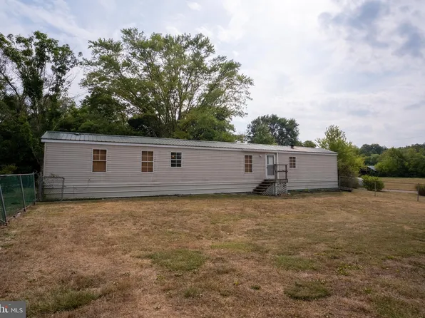 257 Fisher Ln, Green Spring, WV 26722