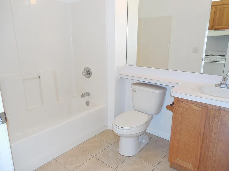 4630 SE Summerland Pl #5 — Photo 9