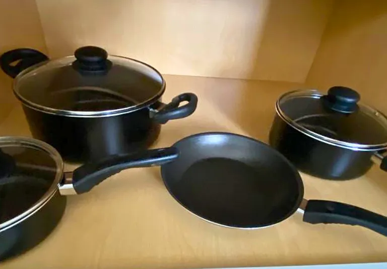 Pots with matching lids and pans for easy, convenient cooking.