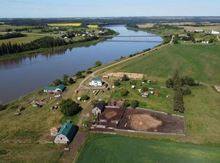 121048 Township Road 555, Two Hills County No. 21, AB T0B0P0