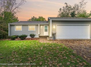 1013 Turner Rd, Dewitt, MI 48820
