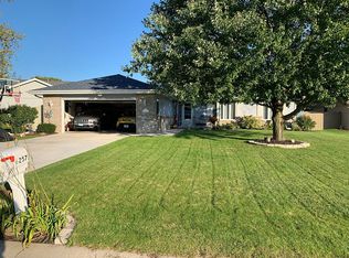 6257 Renaissance Dr, Loves Park, IL 61111