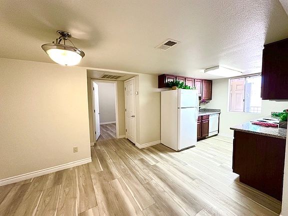 4th image of 4450 Sandy River Dr Unit 1-83