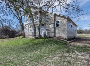 676 Riverside Dr, Bastrop, TX 78602