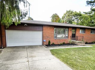 15815 Albion Rd, Strongsville, OH 44136