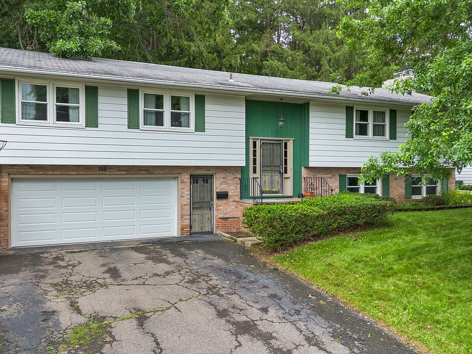 1st image of 708 Monterey Dr