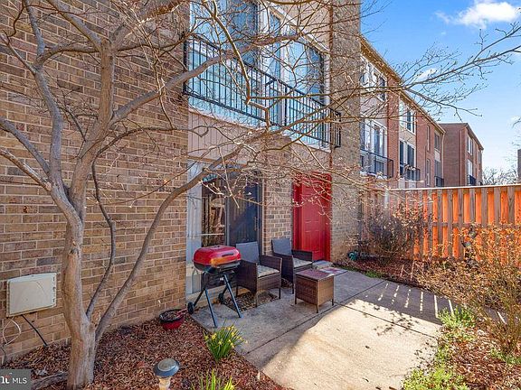 3rd image of 10734 Green Mountain Cir Unit 18-7