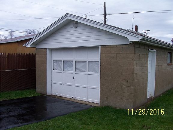 4th image of 383 S Moreland St