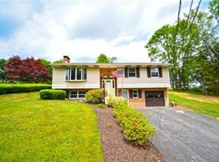 18 Ryan Ave, Tamaqua, PA 18252